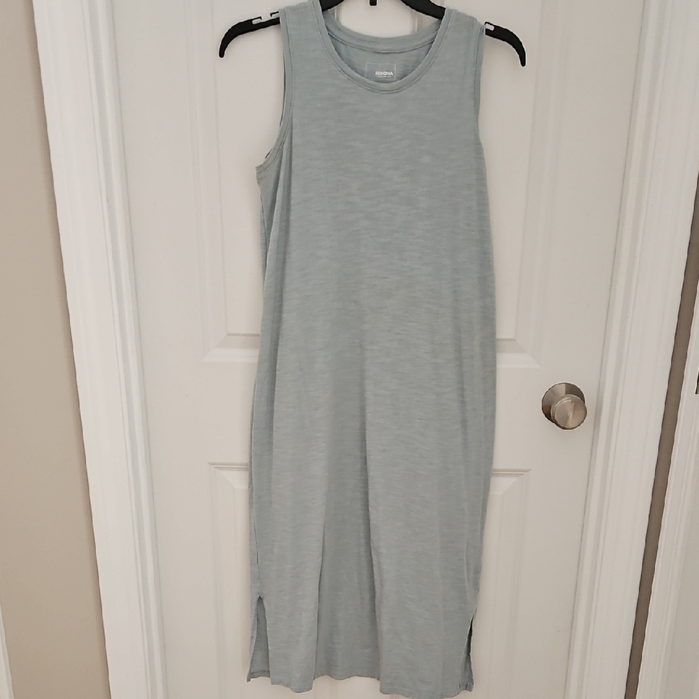 Sleeveless Green Maxi Dress